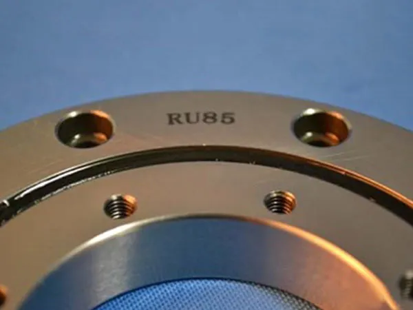 Precision crossed roller bearings